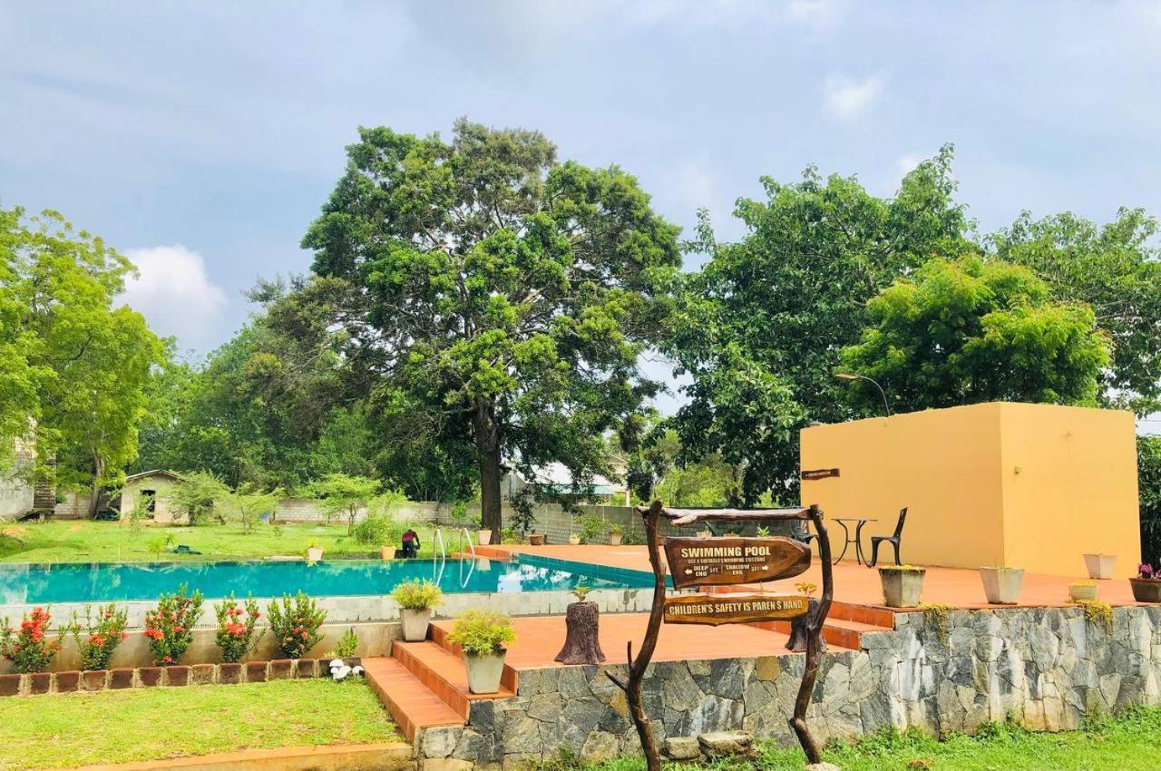 Lolu Village Resort アヌラーダプラ エクステリア 写真